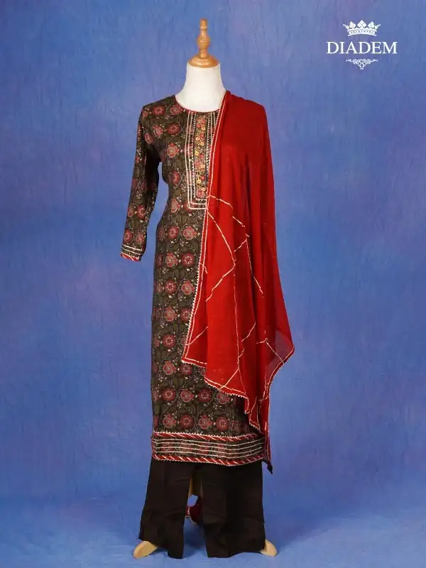 Black Straight Cut Suit Adorned In Floral Prints With Dupatta And Pant