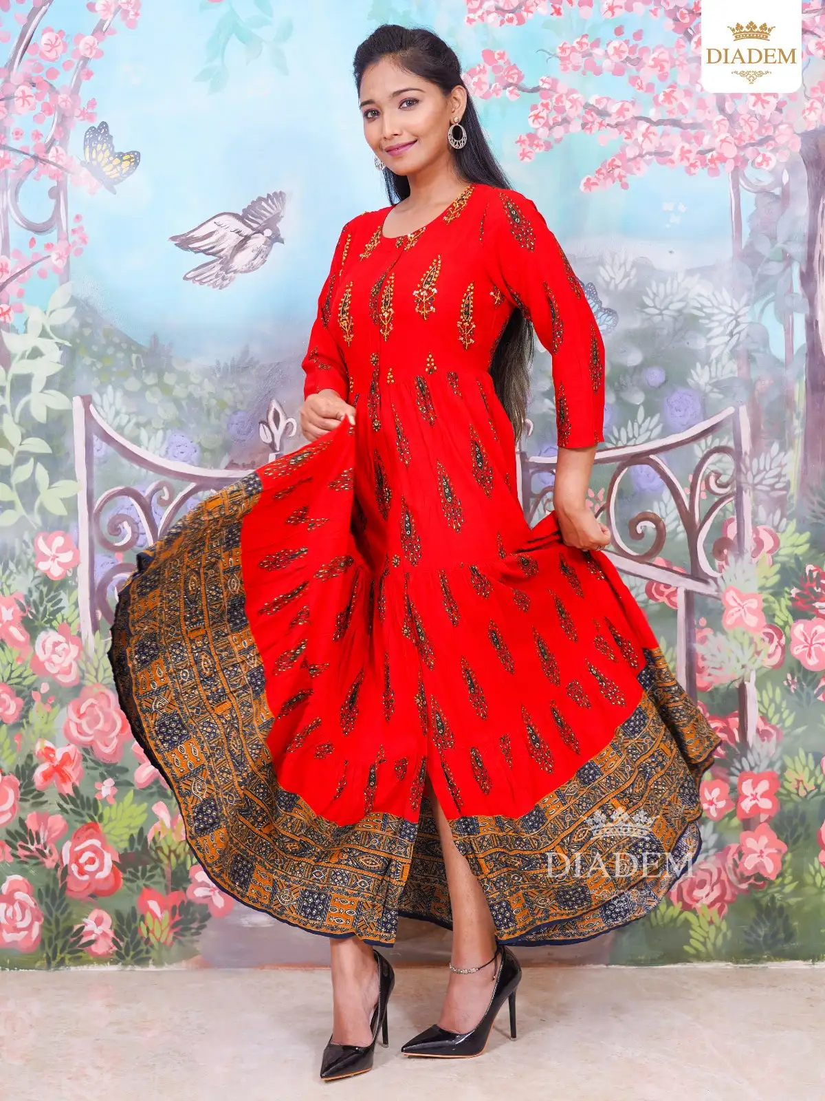 Red Full Sleeve With Leaf Motif Kurti