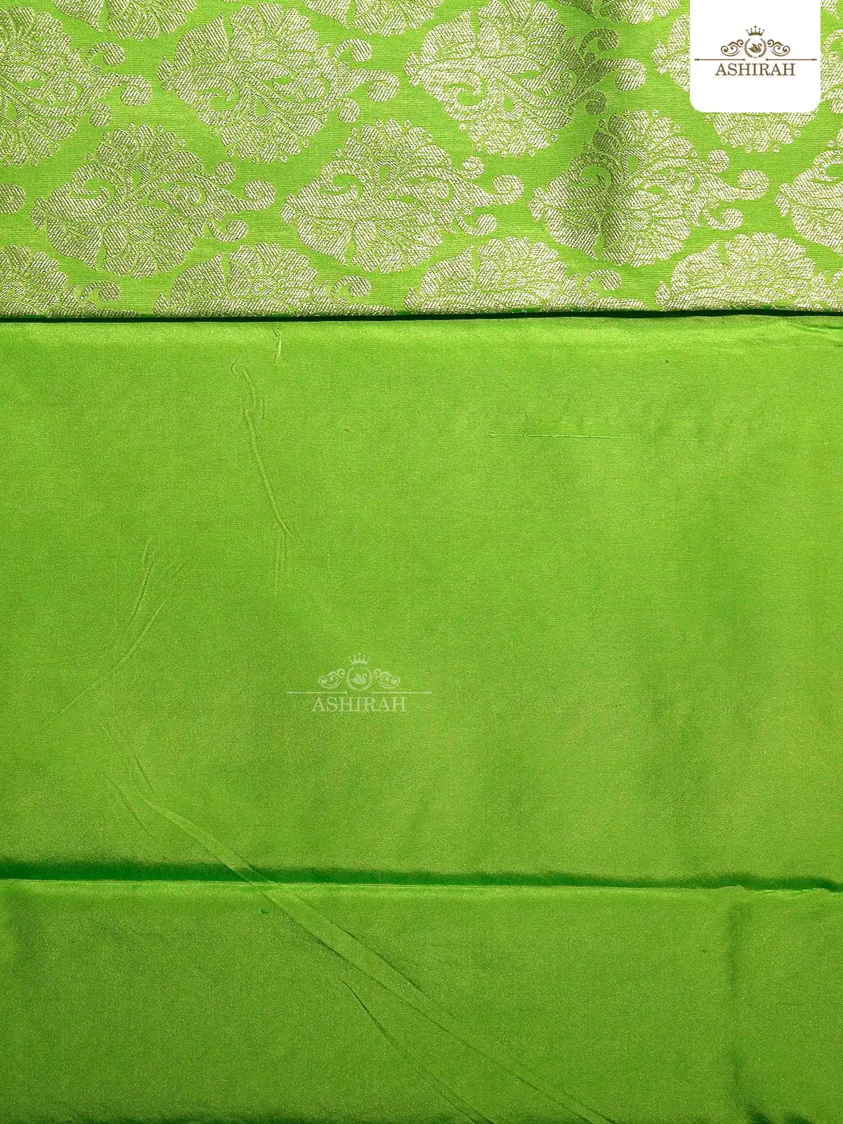 Parrot Green Pure Kanchipuram Silk Saree With Flower Motifs On The Body And Zari Border