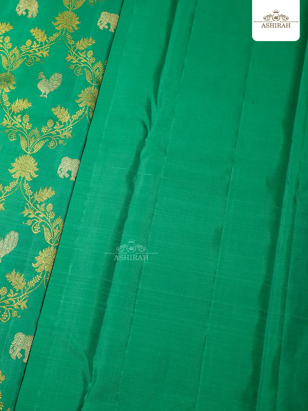 Peacock Green Pure Kanchipuram Silk Saree With Flower And Animal Motifs On The Body And Zari Border