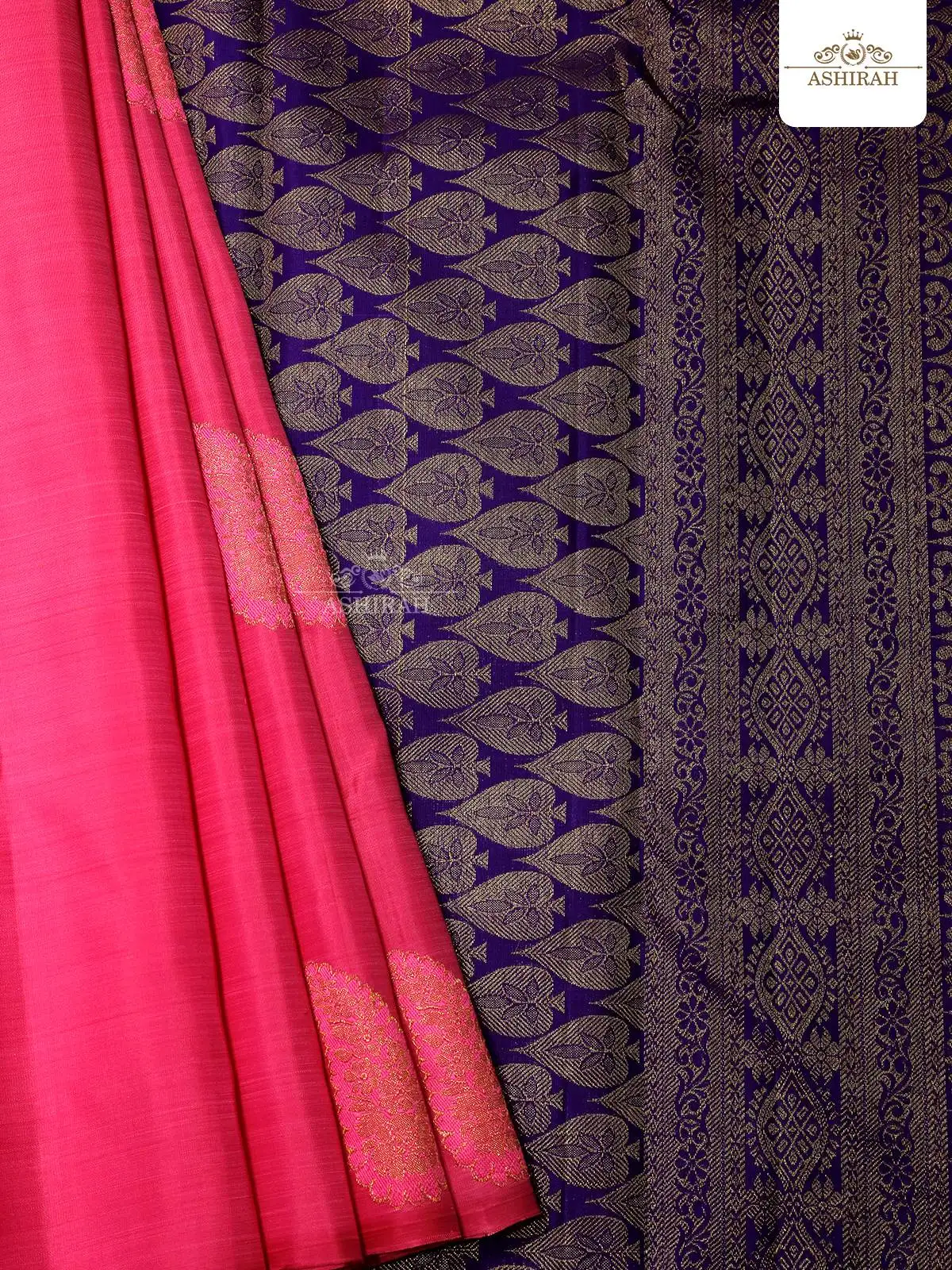 Pink Pure Kanchipuram Silk Saree With Paisley Motifs On The Body And Without Border