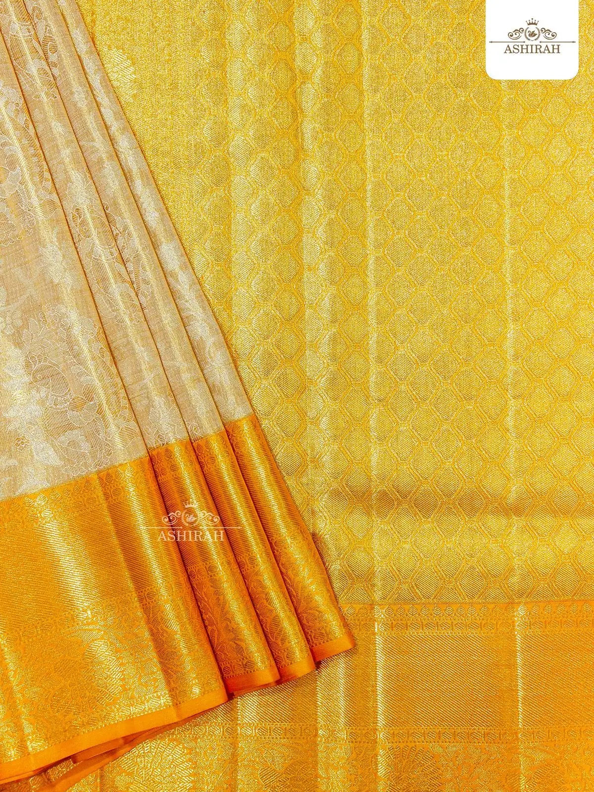 Peach Pure Kanchipuram Korvai Silk Saree With Brocade On The Body And Design Motifs Zari Border
