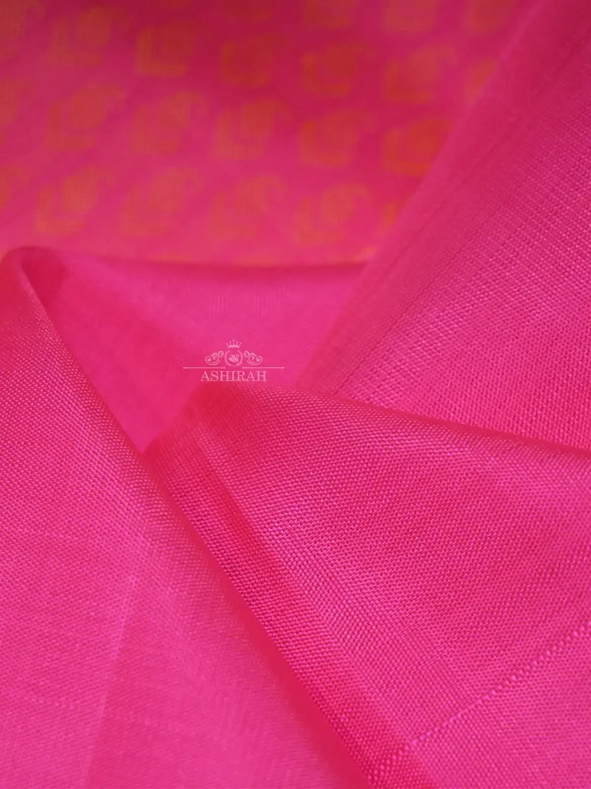 Pink Pure Kanchipuram Silk Saree With Brocade And Manga Motifs On The Body And Zari Border